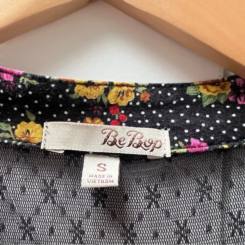 BeBop beautiful black flowered and white dot dress with waist tie in size small. - Picture 4 of 4